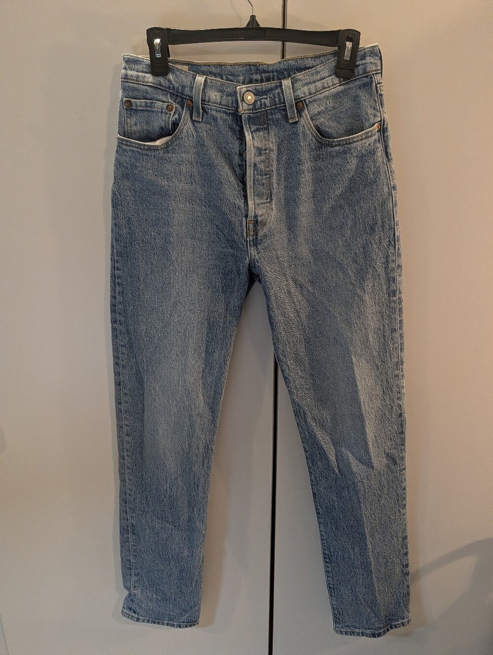 Levi Mens 501 Button Fly Classic Men's Light Blue Denim Jeans 29/32